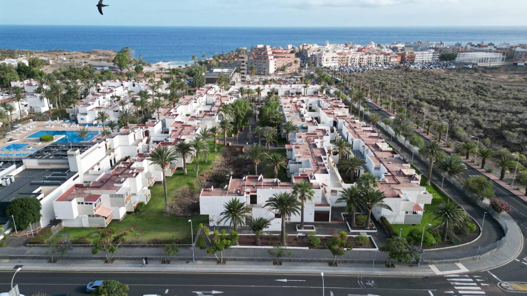 Primavera Tranquil Retreat 2-Bedroom Apartment With Balcony, Garden View & Fiber Wifi Arona (Tenerife) Exterior foto