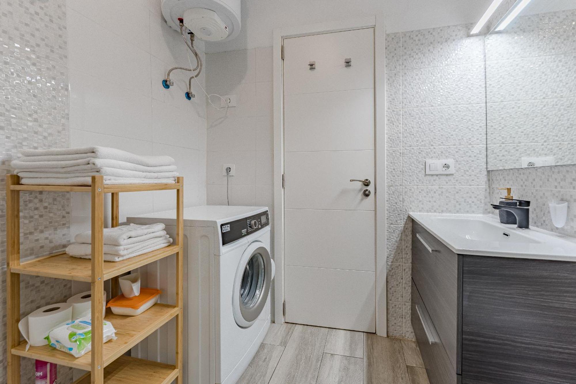Primavera Tranquil Retreat 2-Bedroom Apartment With Balcony, Garden View & Fiber Wifi Arona (Tenerife) Exterior foto